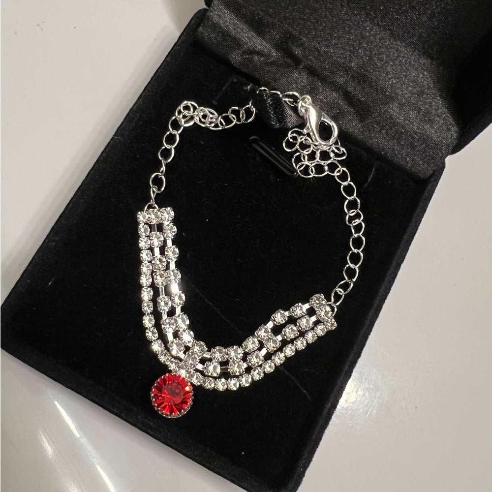 Fancy red stone anklet